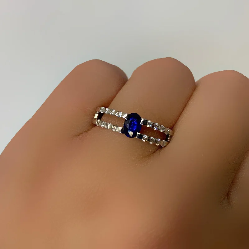 Sapphire Diamond Ring White gold