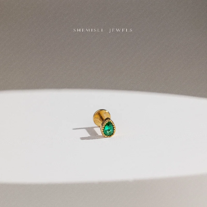 Tiny Teardrop Emerald Threadless Flat Back Lip Labret Stud, 18,16ga, 6-10mm Unisex, Surgical Steel SHEMISLI SS595