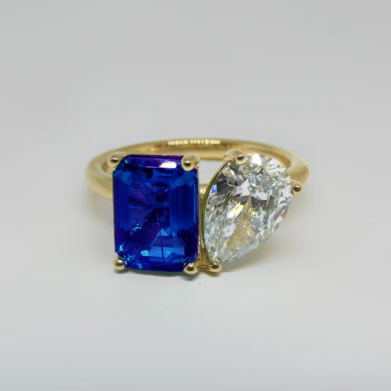 Toi Et Moi Ring Sapphire And Diamond 18kt Yellow Gold