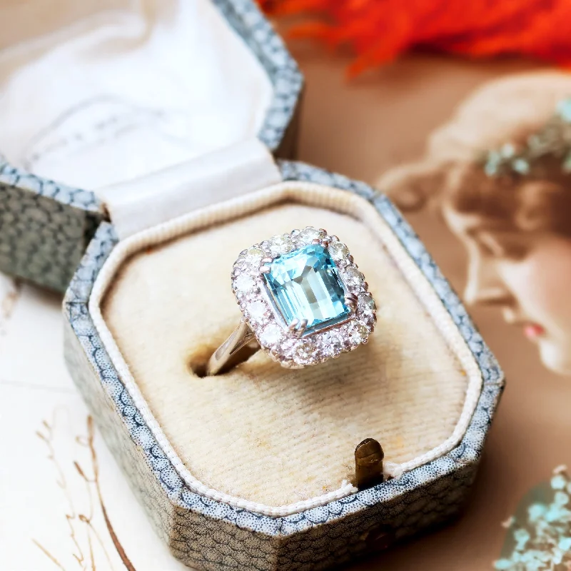 Totally Glamorous Vintage Aquamarine & Diamond Ring