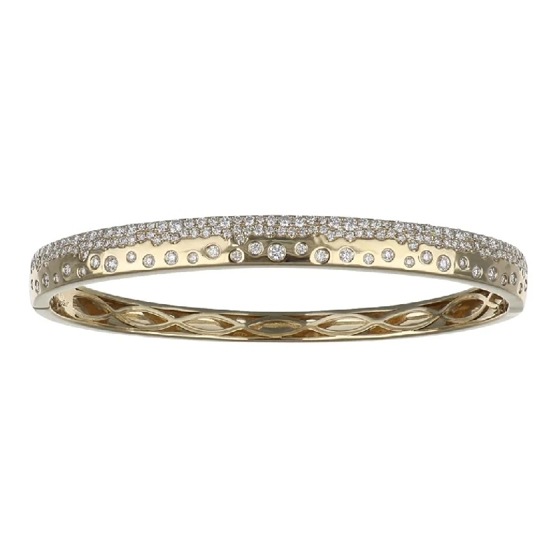 White Diamond Bangle (White Diamond 1.52 cts.)