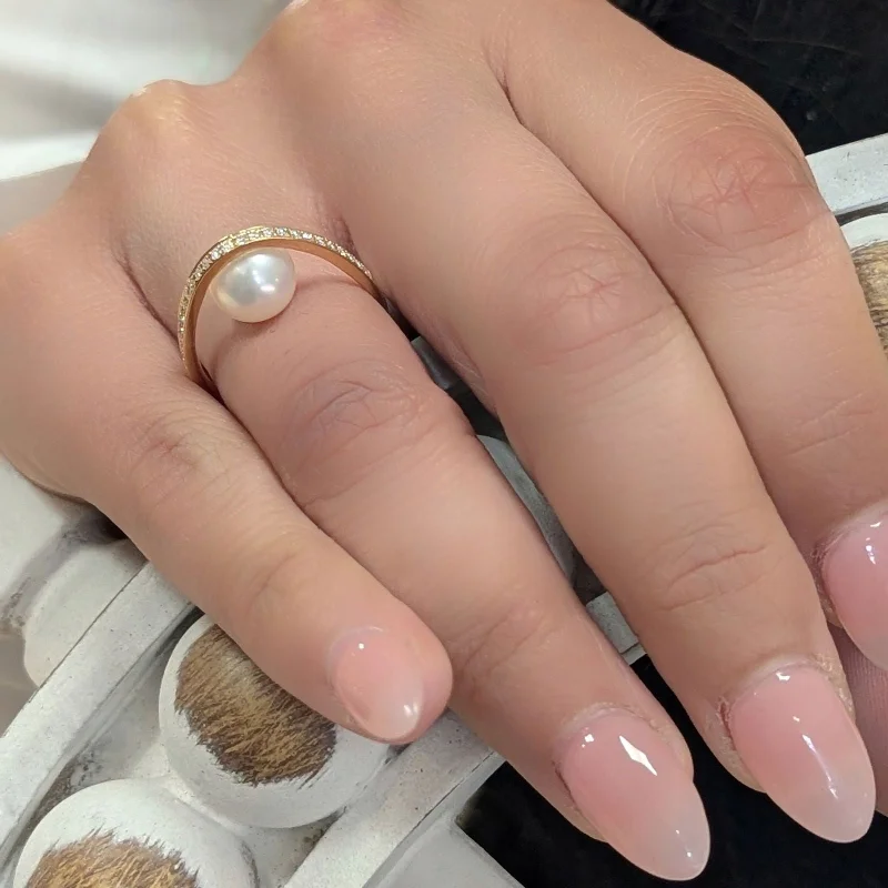 "Pearl Arch" Ring