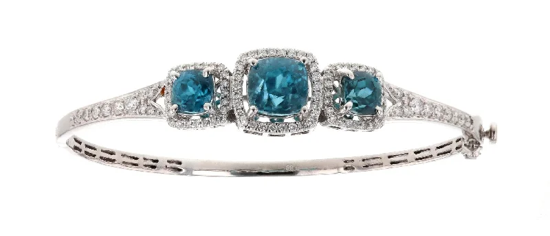 Blue Zircon Ladies Bangle (Blue Zircon 8.41 cts. White Diamond 0.88 cts.)