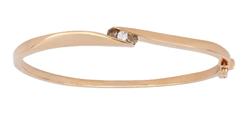 Brown Diamond Ladies Bangle (Brown Diamond 0.22 cts. White Diamond 0.10 cts.)