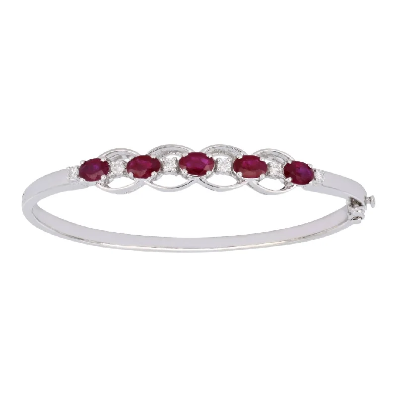 Ruby Bangle (Ruby 2.59 cts. White Diamond 0.3 cts.16.99 Grams.)